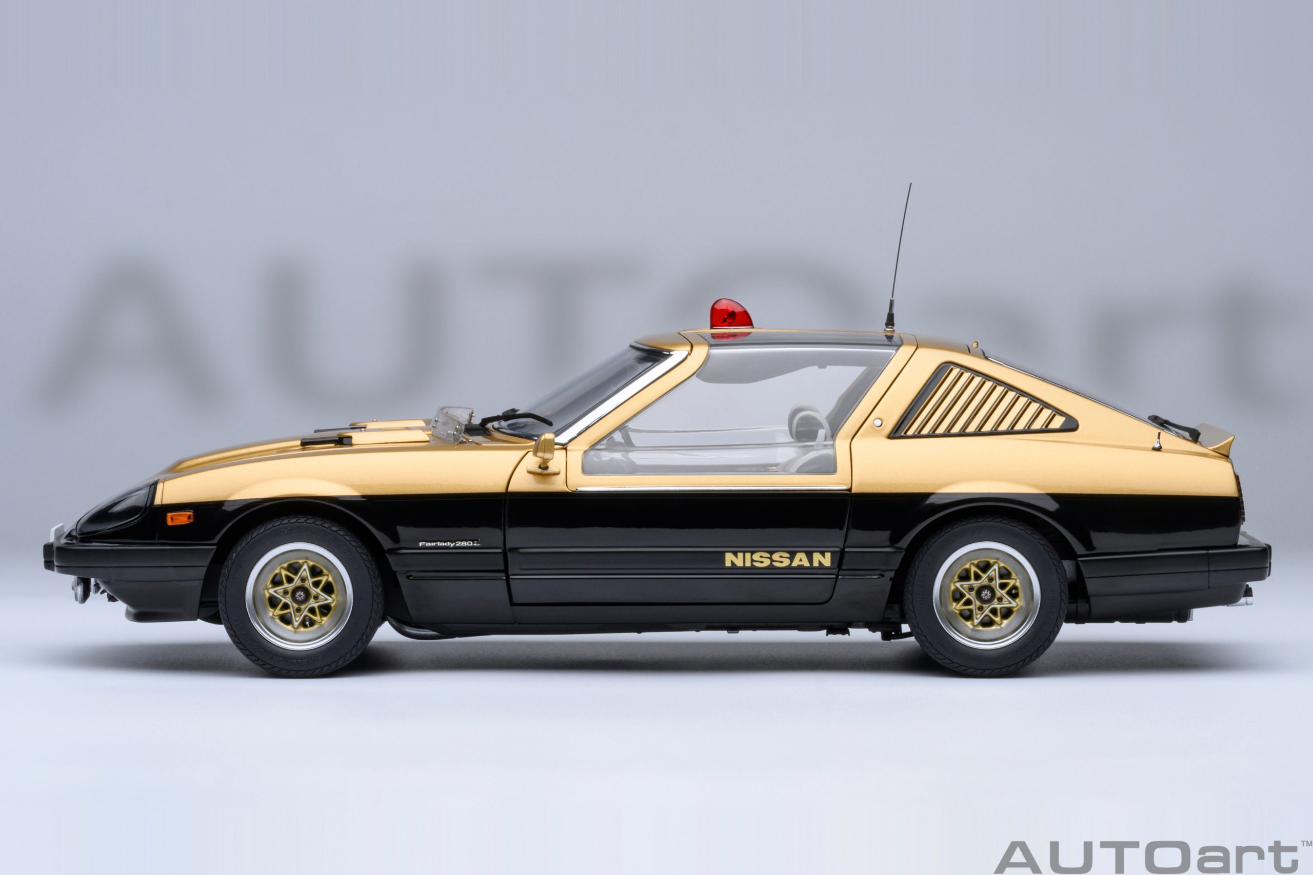 Nissan Fairlady Z S130 Seibu-Keisatsu Super Z 1:18 AUTOart