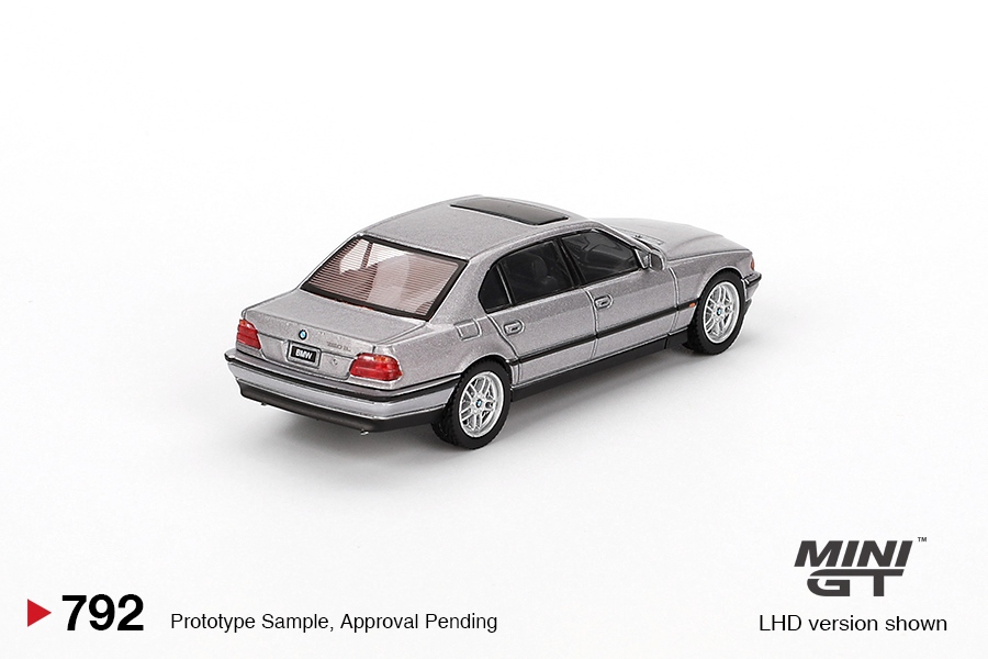 BMW 750IL Aspen 2000 Silver Metallic 1:64 Mini GT