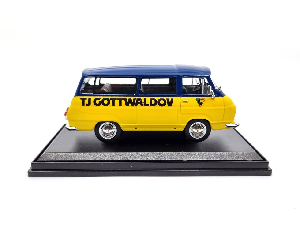 Škoda 1203 TJ Gottwaldov limitovaná edice "Hokej 88" 1:43 Svět autíček