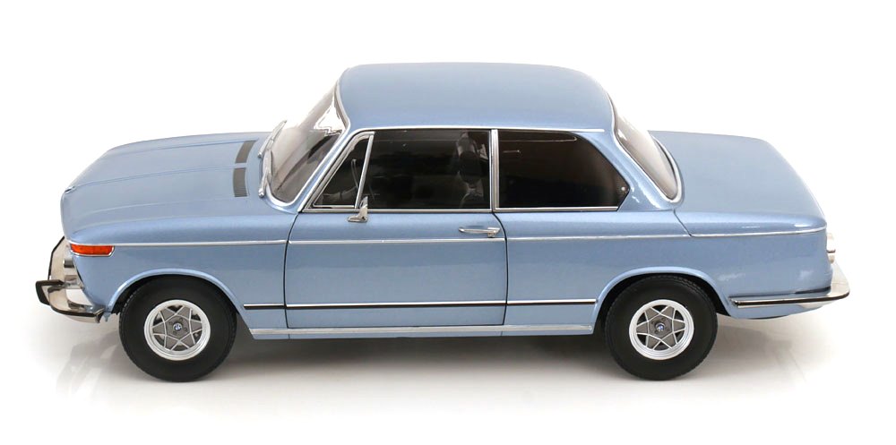 BMW 2002 1-Series 1971 light blue metallic 1:12 KK Scale