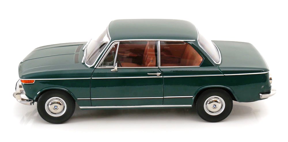 BMW 1802 1-Series 1967 green 1:12 KK Scale
