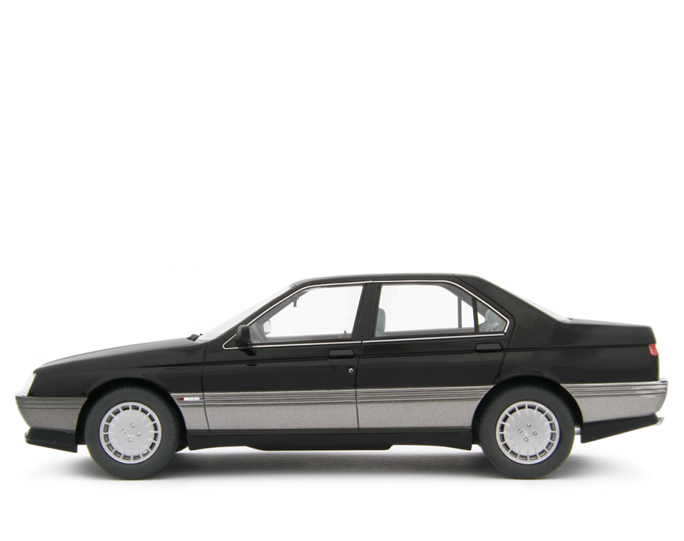 Alfa Romeo 164 2.0 Twin Spark 1987 black 1:18 Laudoracing Model