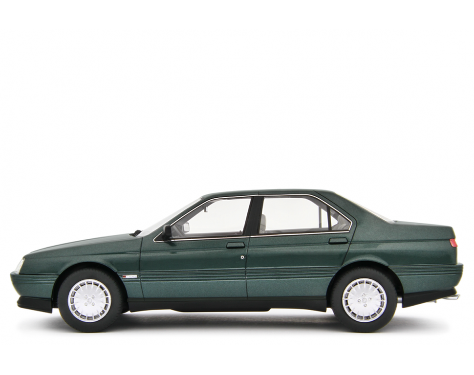 Alfa Romeo 164 2.0 Twin Spark 1987 green metallic 1:18 Laudoracing Model