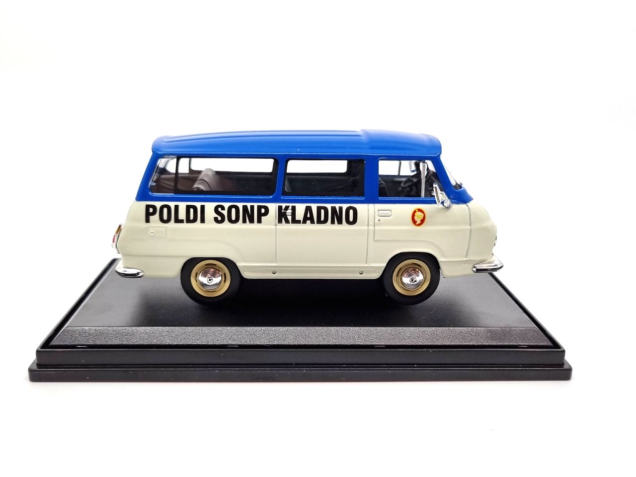 Škoda 1203 Poldi SONP Kladno limitovaná edice "Hokej 88" 1:43 Svět autíček