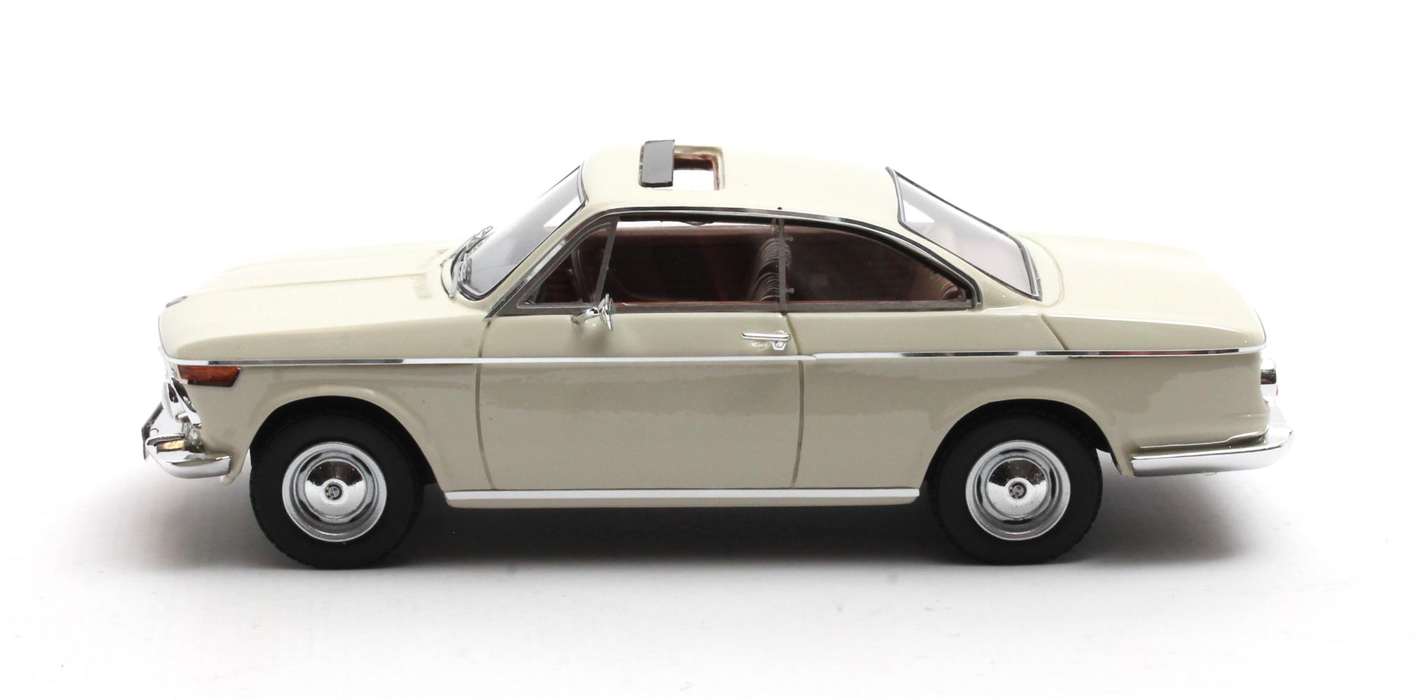 BMW 1602 Baur Coupe 1967 cream 1:43 Matrix Scale Models