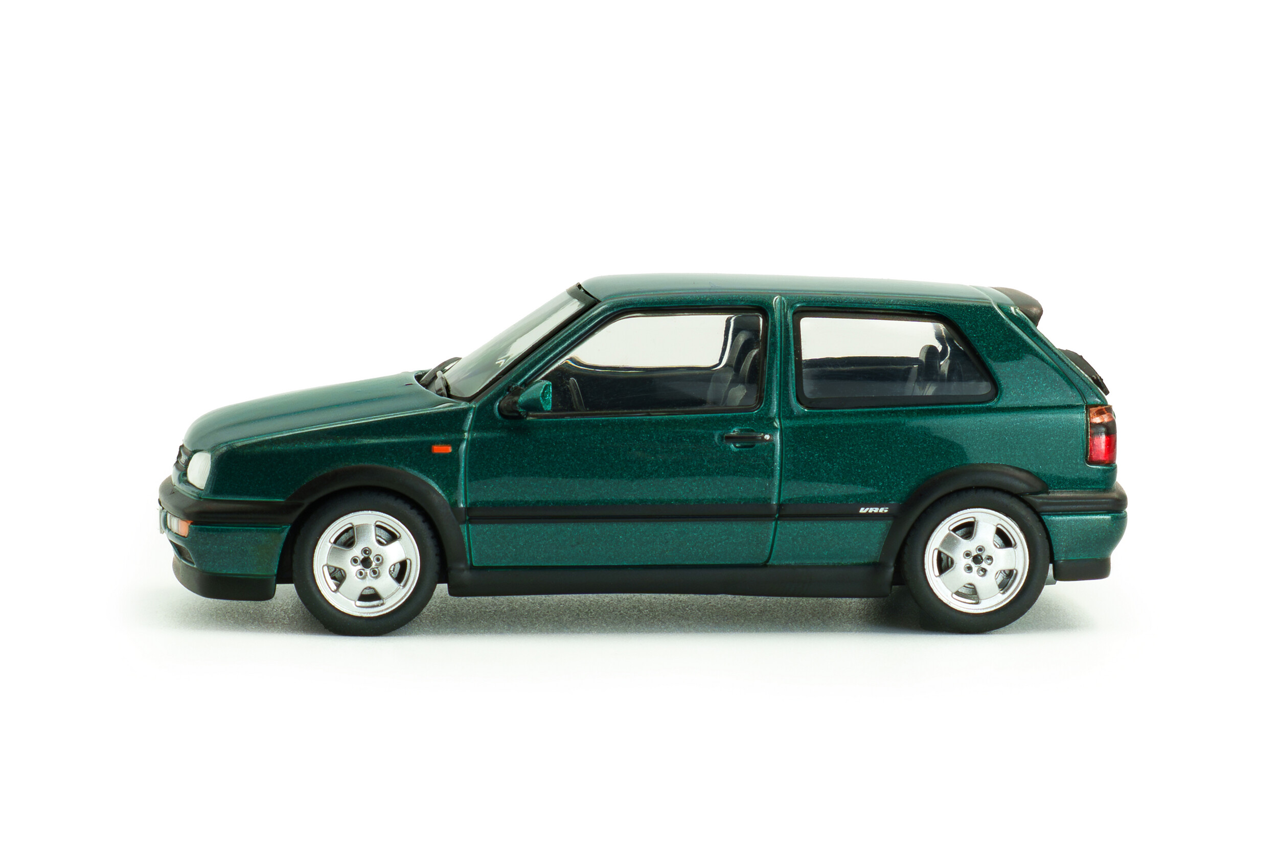 Volskwagen Golf MKIII VR6 1994 green 1:43 Solido