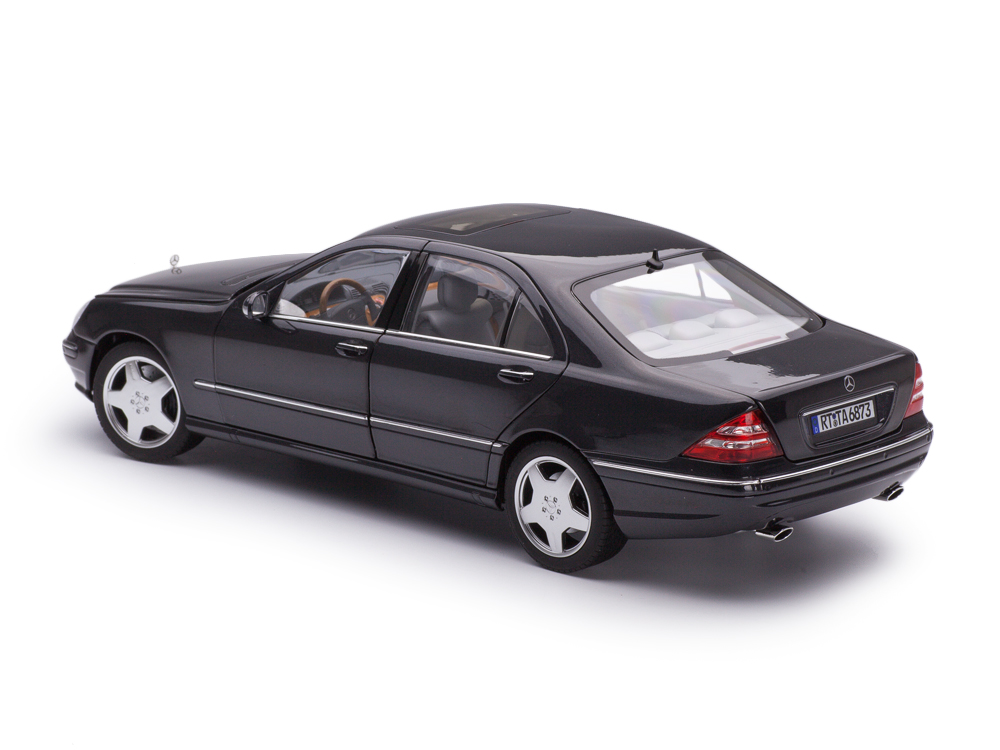 Mercedes-Benz S 55 AMG V220 tektit grey 1:18 Norev
