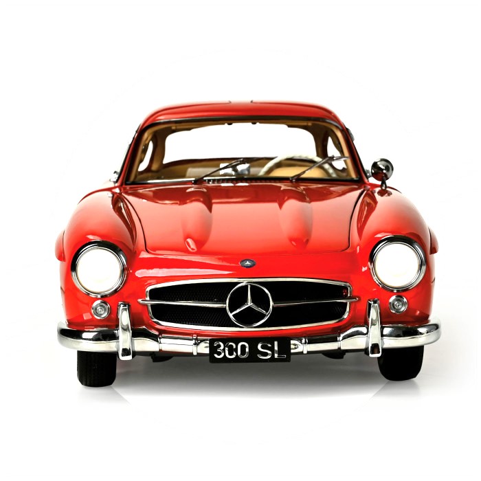 Mercedes 300 SL Gullwing red 1:8 Ixo Models 