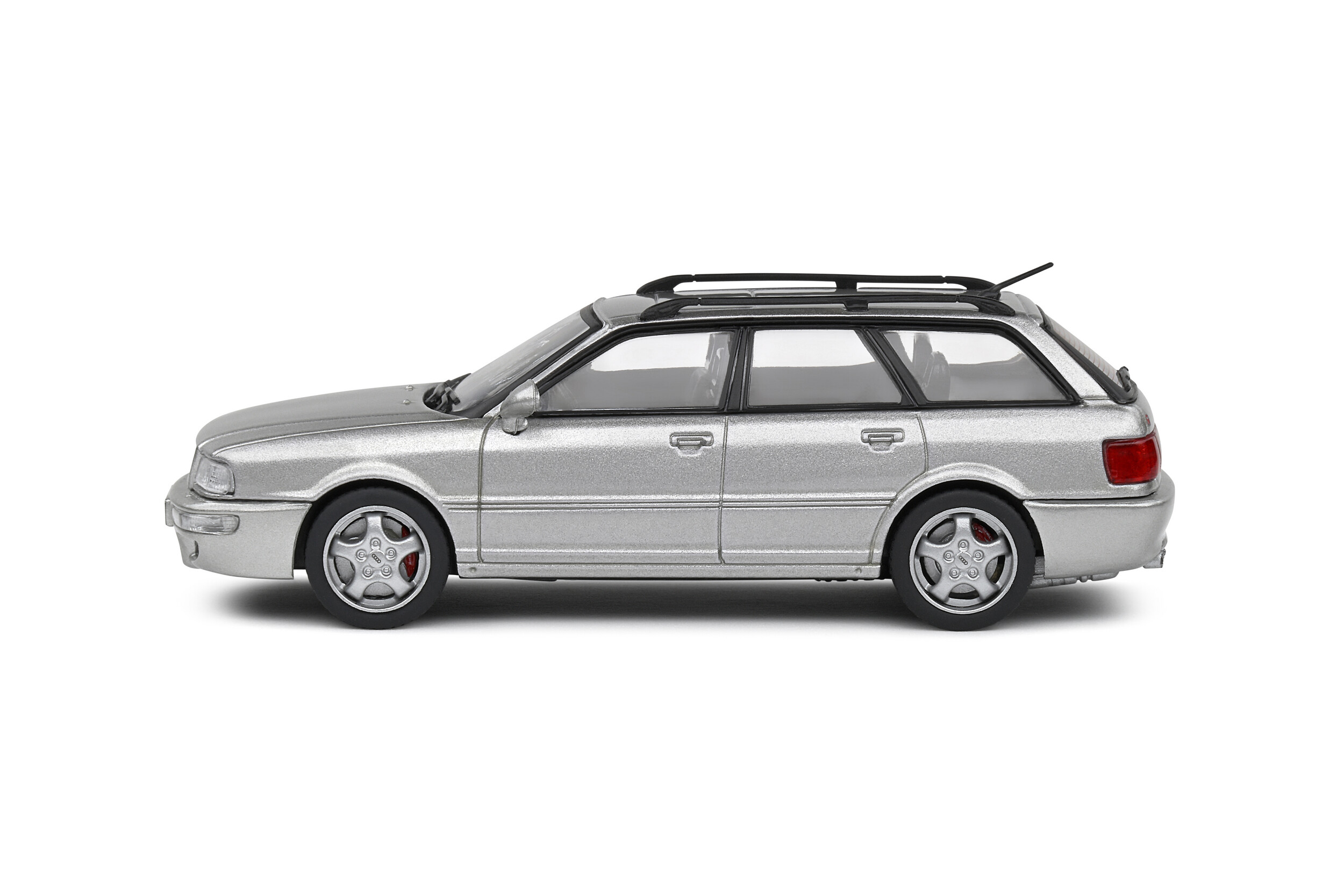 Audi Audi RS2 Avant 1995 silver 1:43 Solido