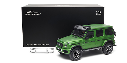 Mercedes-AMG G 63 W463 4x4² 2023 green hell magno 1:18 Almost Real