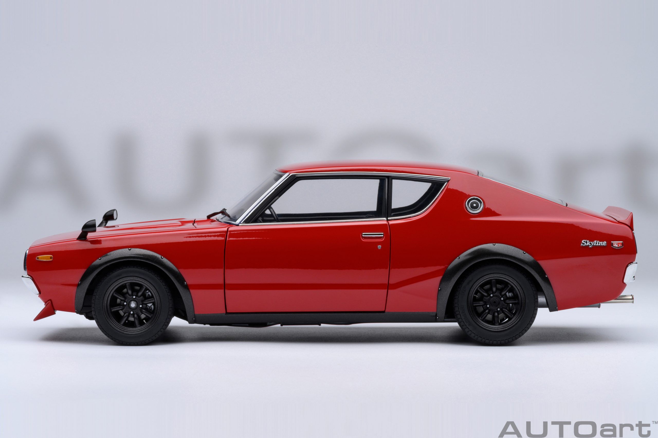 Nissan Skyline 2000 GT-R 1973 Tuned Version red 1:18 AUTOart