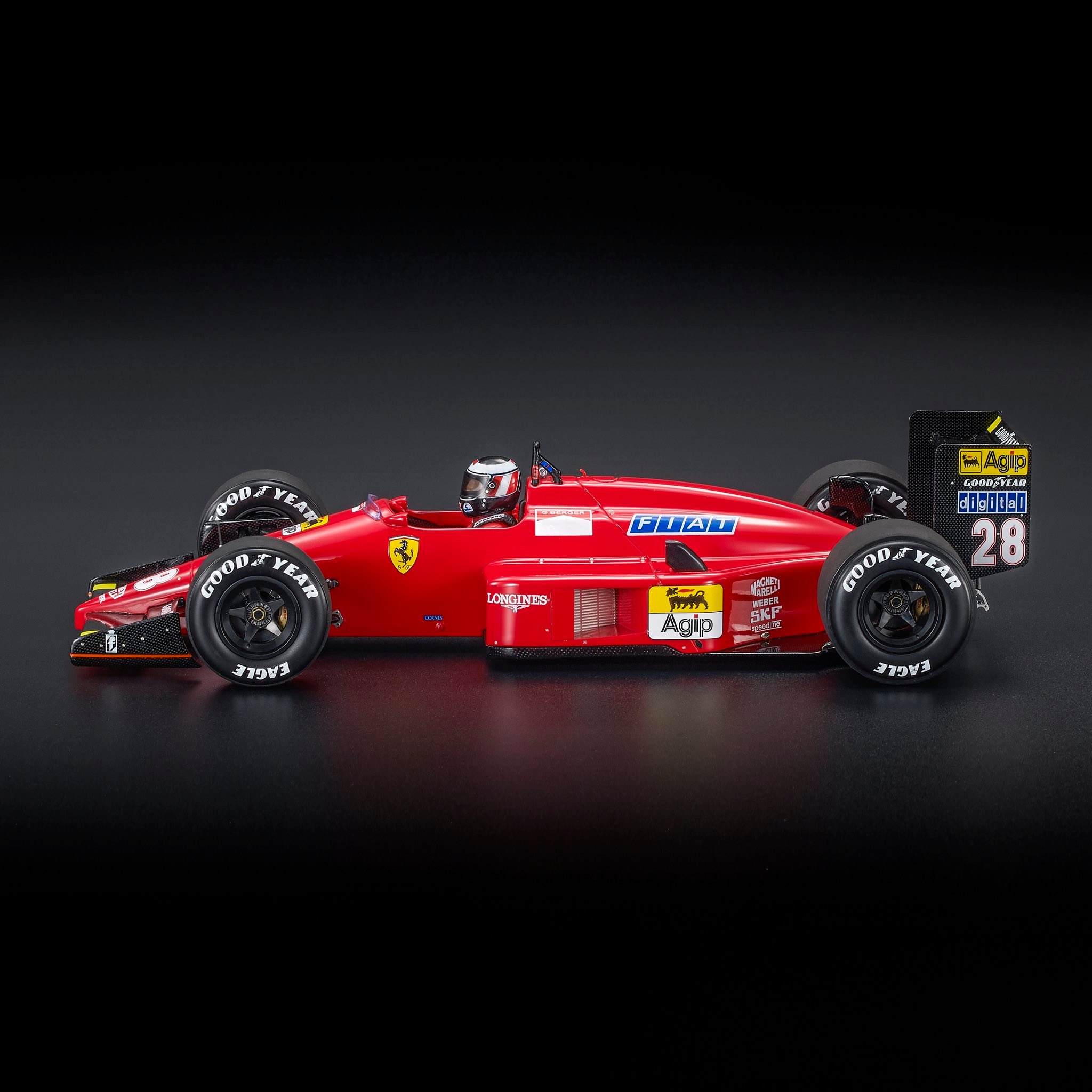 Ferrari F1 87 #28 G.Berger Winner Japan GP 1987 with Pilot Figure 1:18 GP Replicas