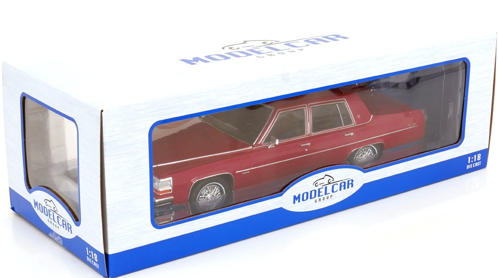 Cadillac Fleetwood Brougham 1982 dark red 1:18 MCG Modelcar Group