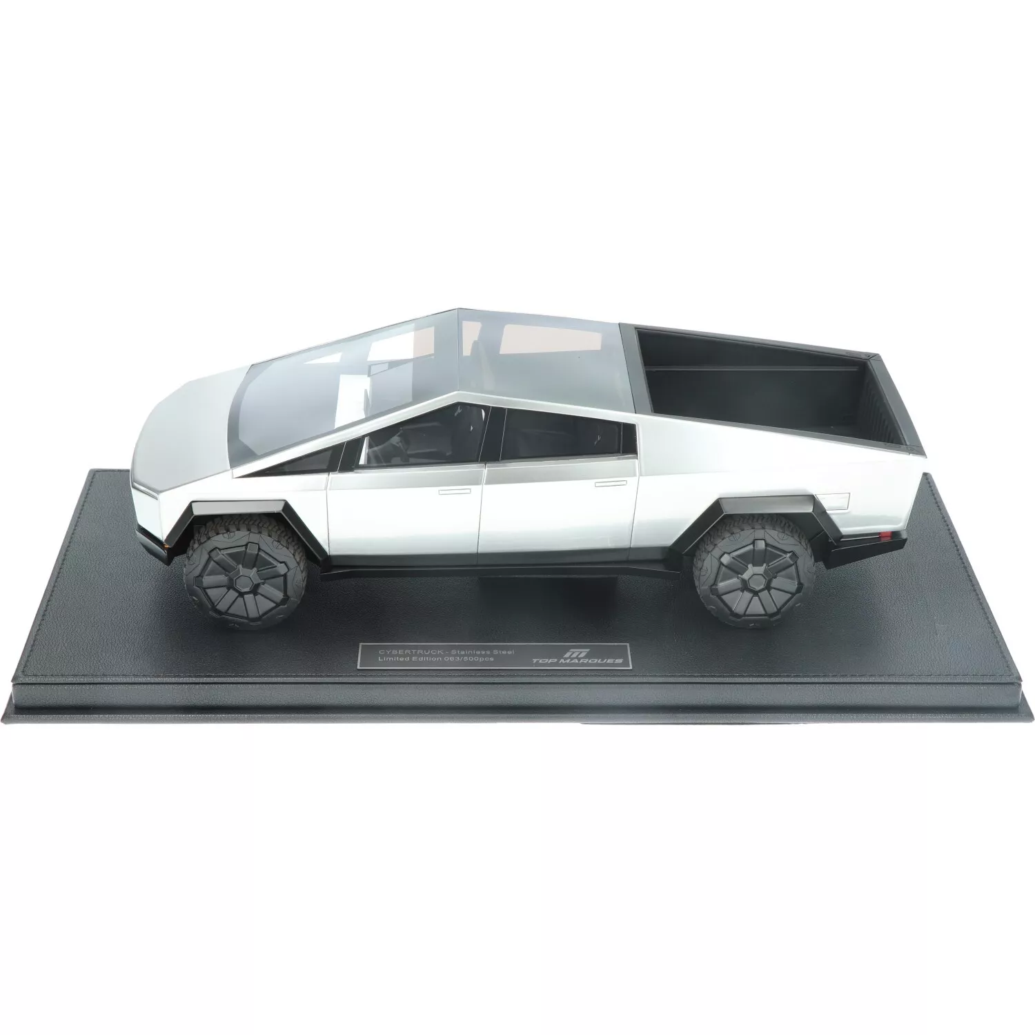 Tesla Cybertruck 2022 silver 1:18 Top Marques Collectibles