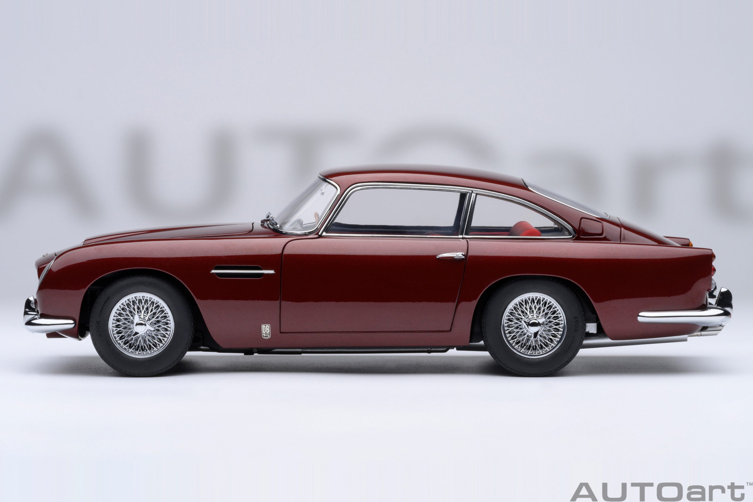 Aston Martin DB5 1964 red 1:18 AUTOart
