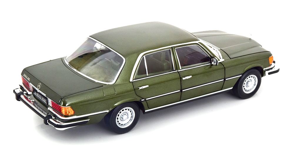 Mercedes-Benz 350 SE W116 US Version 1973 dark green metallic 1:18 Norev