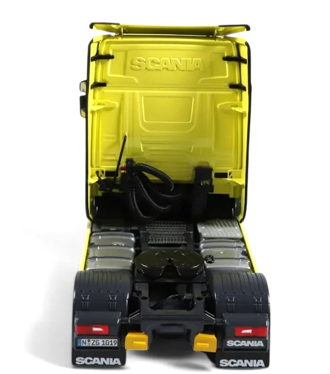 Scania S730 V8 Tractor Truck 2-Assi with Vabis Logo 2017 yellow 1:18 NZG