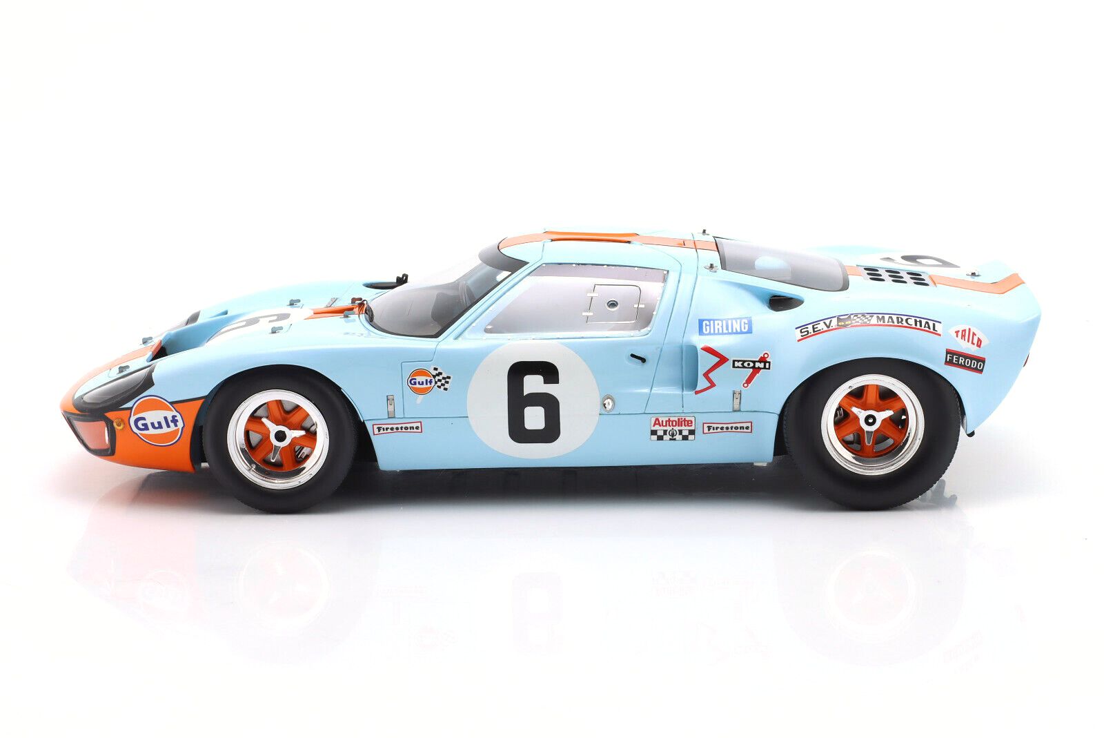 Ford GT 40 #6 Ickx/Oliver Winner 24H Le Mans 1969 1:18 Spark