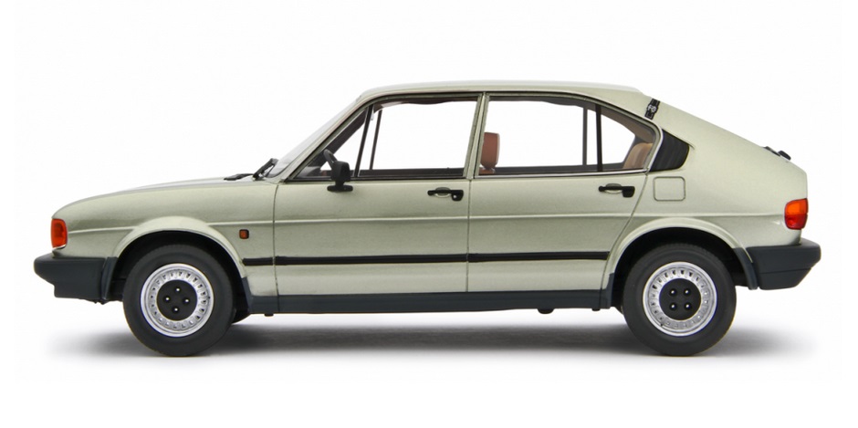 Alfa Romeo Alfasud 1.2 4 Porte 1980 verde metallic 1:18 Laudoracing Model