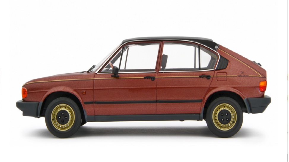 Alfa Romeo Alfasud 1.2 4 Porte 1980 bronze Valentino 1:18 Laudoracing Model