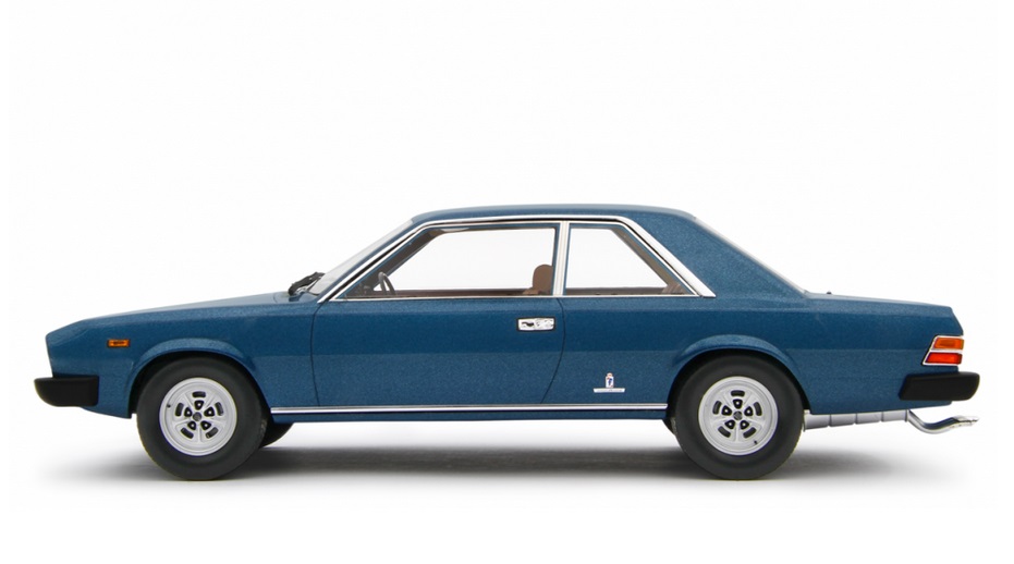 Fiat 130 Coupe 1971 blu metallic 1:18 Laudoracing Model