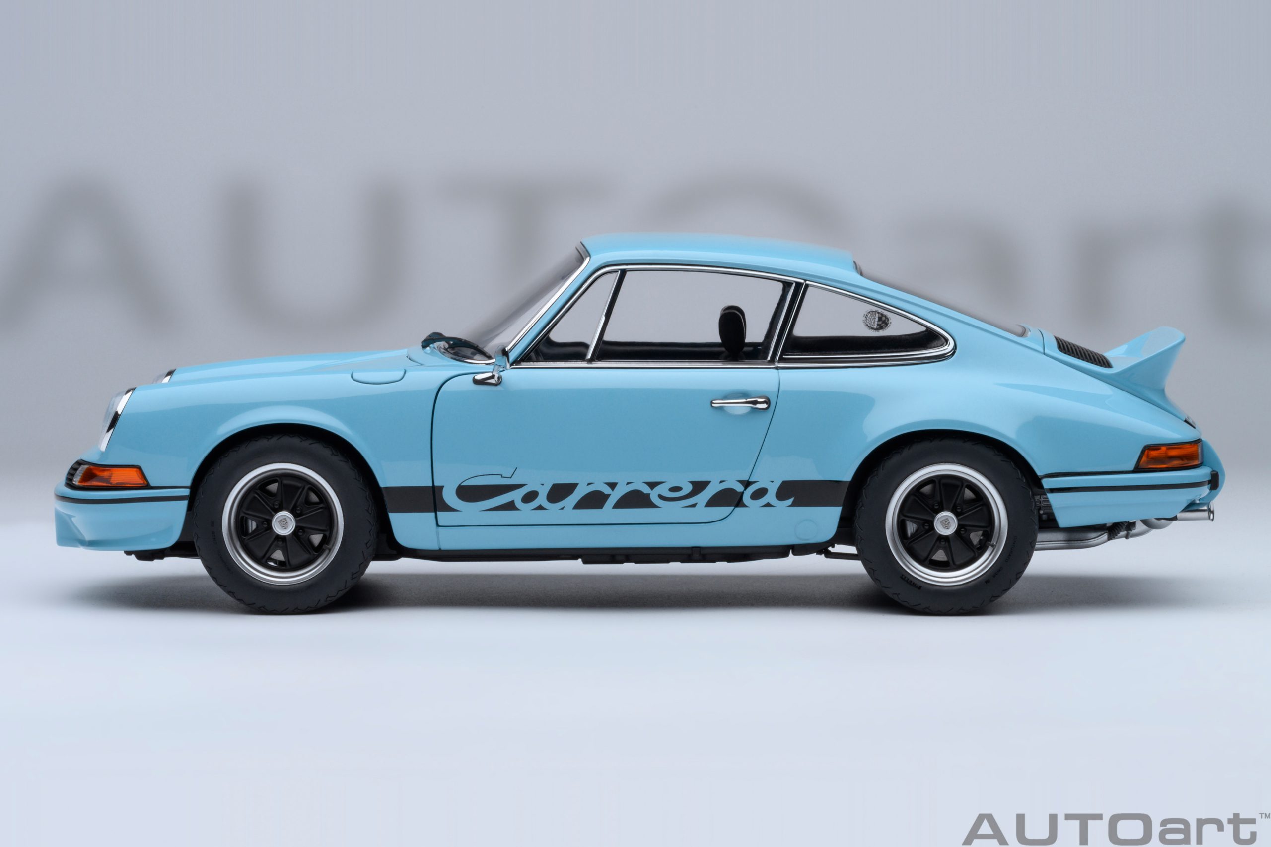 Porsche 911 Carrera 2.7 RS Gulf blue/black stripes 1:18 AUTOart