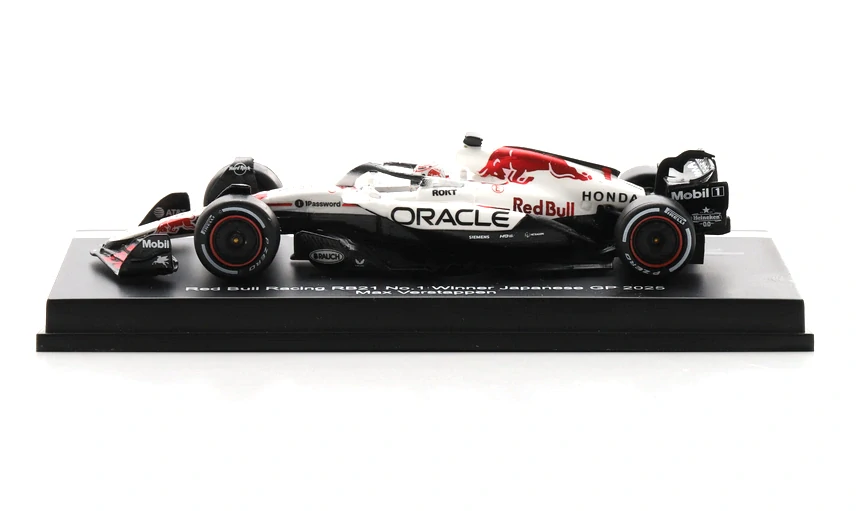 Oracle Red Bull Racing #1 M.Verstappen Winner Japanese GP 2025 1:64 Spark