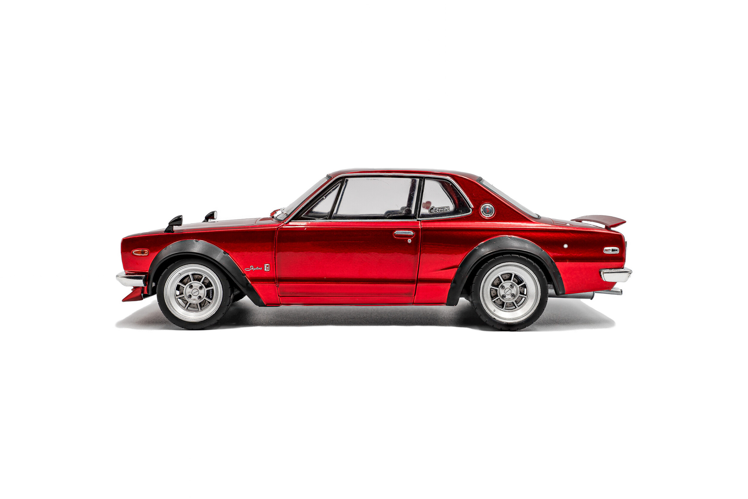 Nissan Skyline C10 Hakosuka 1970 red metallic 1:18 Solido