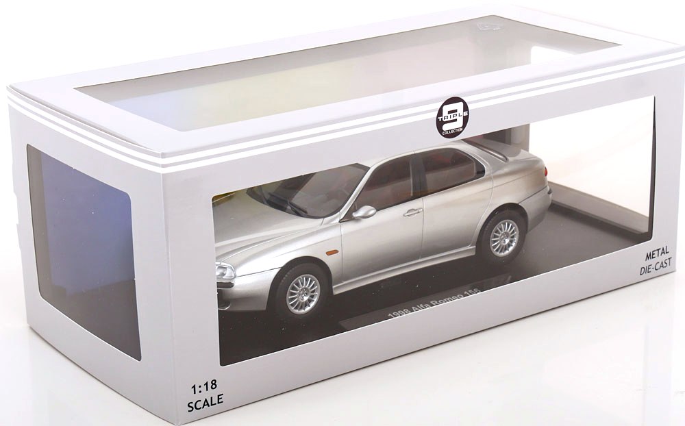 Alfa Romeo 156 1998 silver metallic 1:18 Triple9 Collection