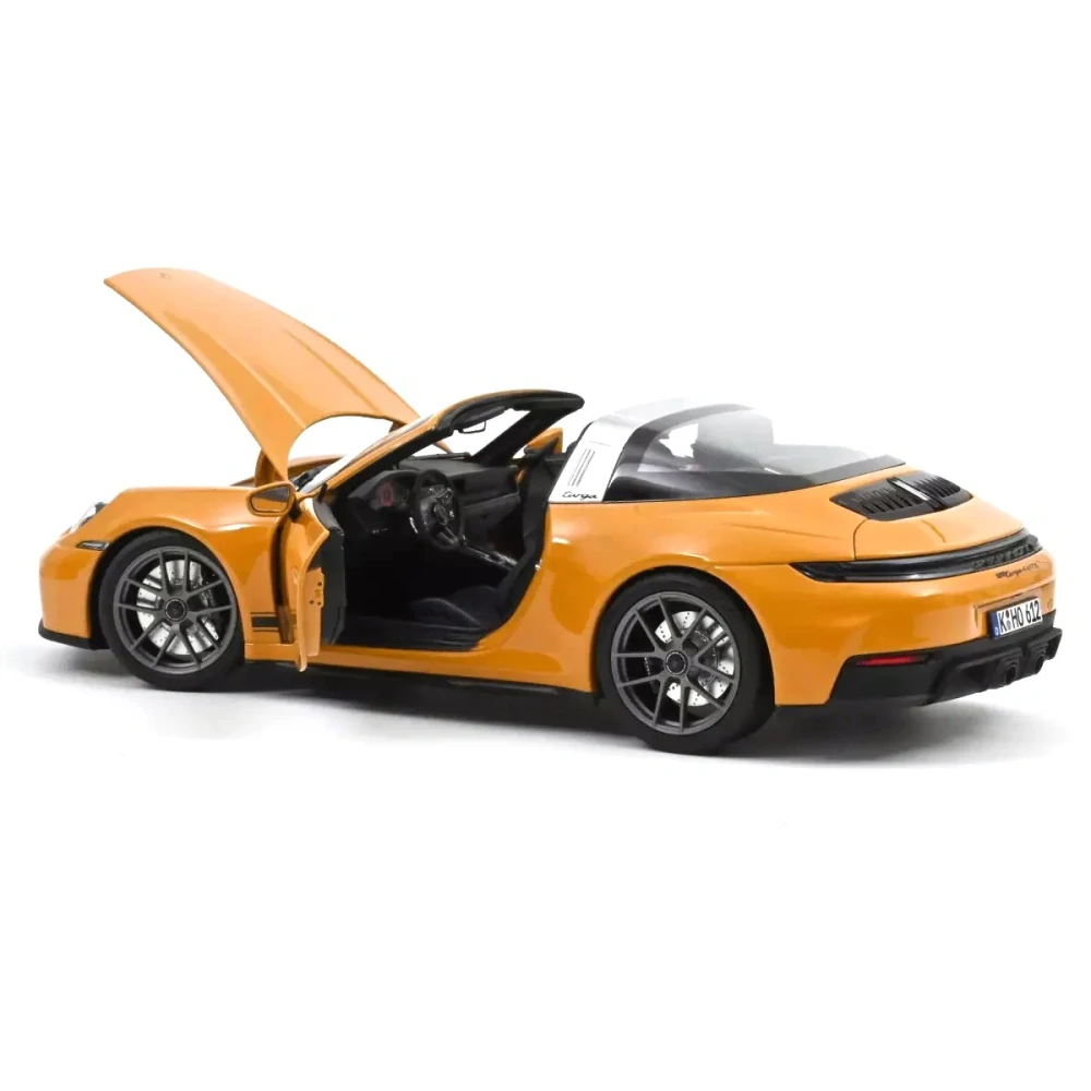 Porsche 911 Targa 4 GTS 2025 bahama yellow 1:18 Norev