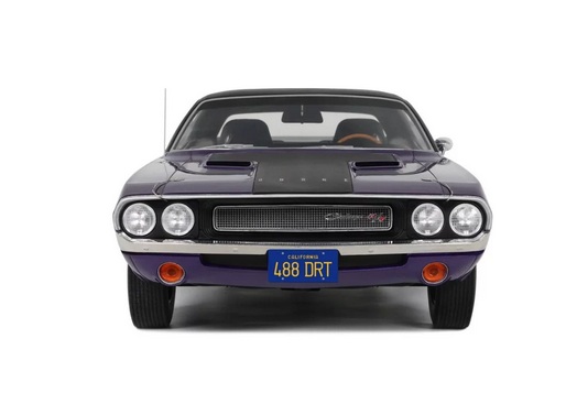 Dodge Challenger R/T 1970 plum crazy 1:12 OttOmobile