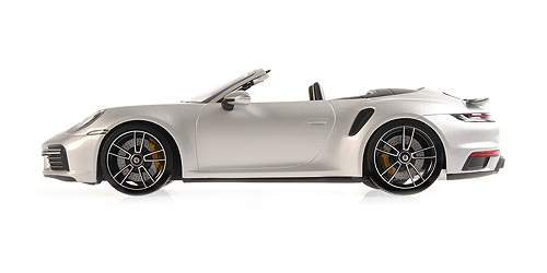 Porsche 911 992 Turbo S Cabriolet 2020 silver 1:18 Minichamps 