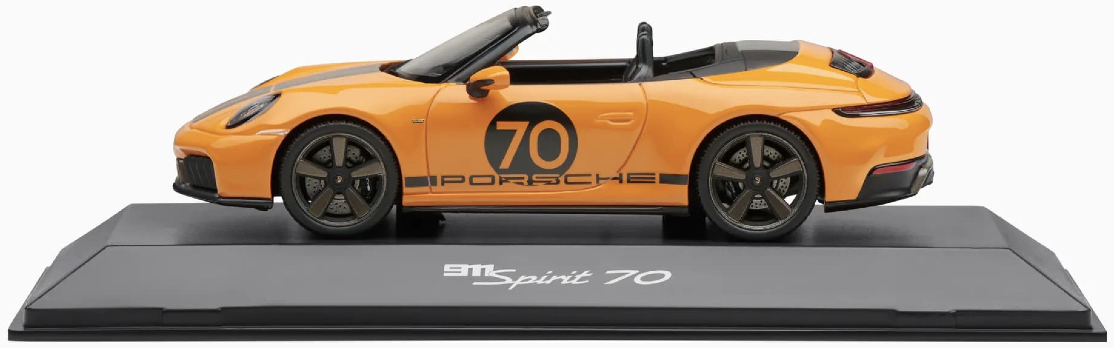 Porsche 911 Spirit 70 Signal Orange 1:43 Spark