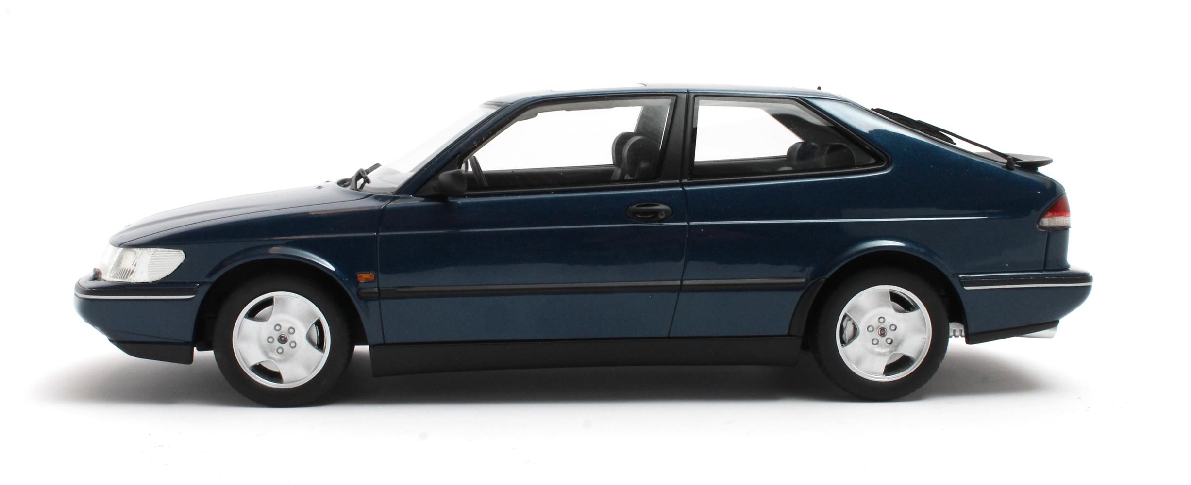 Saab 900 SE Turbo 1994 blue metallic 1:18 Cult Scale Models