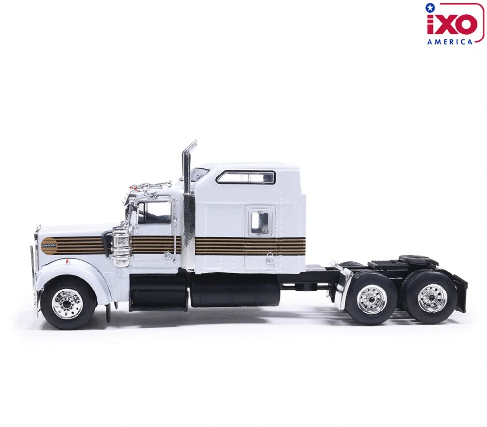 Kenworth W900 white with comet 1:64 Ixo America