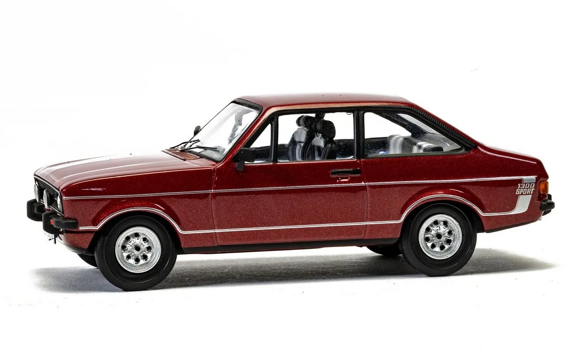 Ford Escort MK II 1300 dark red 1:43 Vanguards