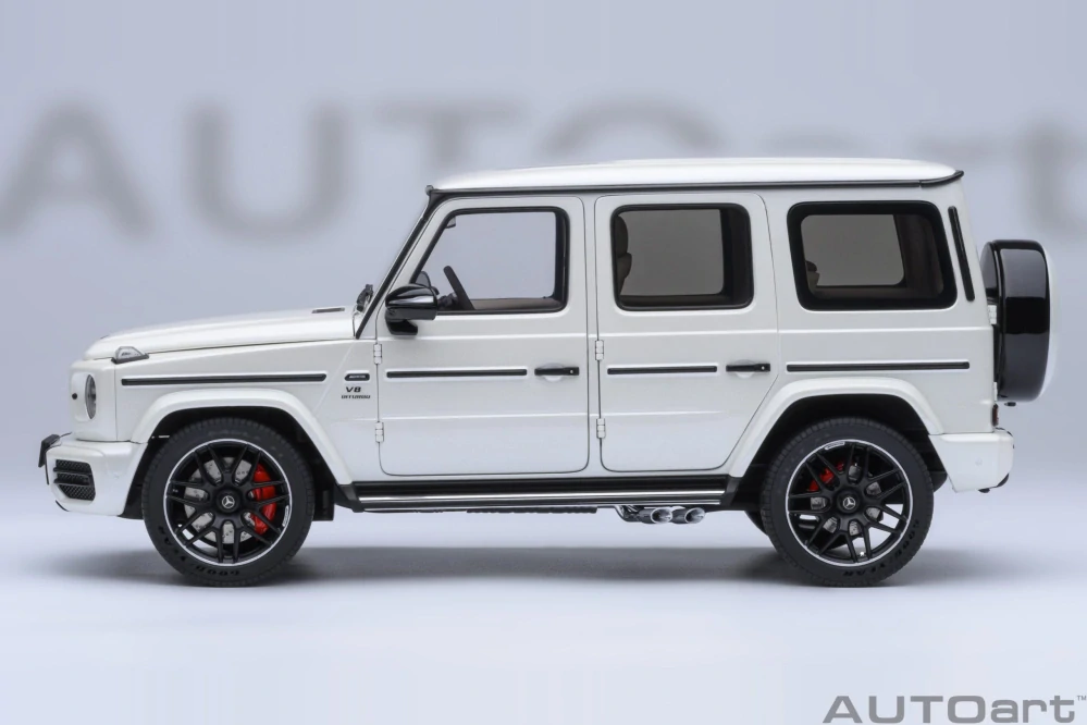 Mercedes-AMG G63 2019 brilliant white 1:18 AUTOart
