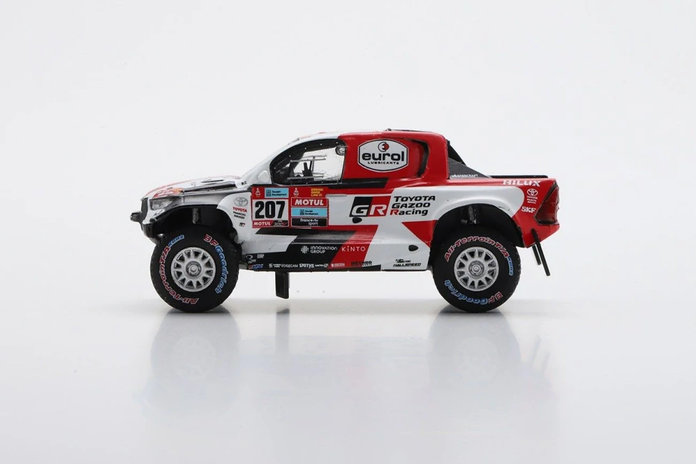Toyota Hilux Toyota Gazoo Racing #207 C.Sainz/L.Cruz Dakar Rally 2023 black/white/red 1:64 Tiny Toys