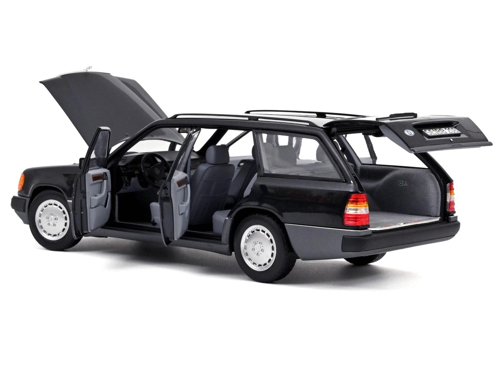 Mercedes-Benz 300 D T-Modell 1990 black metallic 1:18 Norev