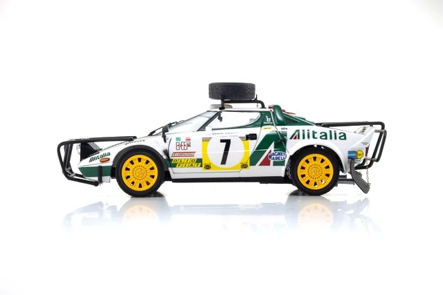 Lancia Stratos HF Alitalia #7 Munari/Sodano 3rd Rally Safari 1977 night version 1:18 Kyosho