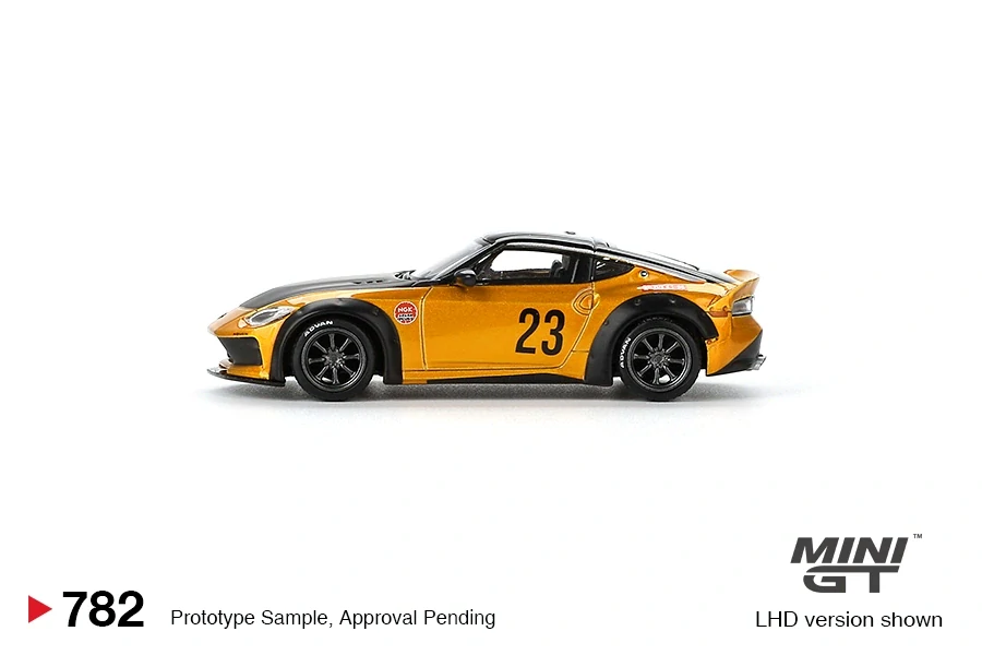 Nissan Z LB★NATION WORKS LB 2024 gold 1:64 Mini GT