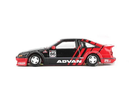 Toyota AE86 Sprinter Trueno 1983 Kaido ADVAN 1:64 Mini GT