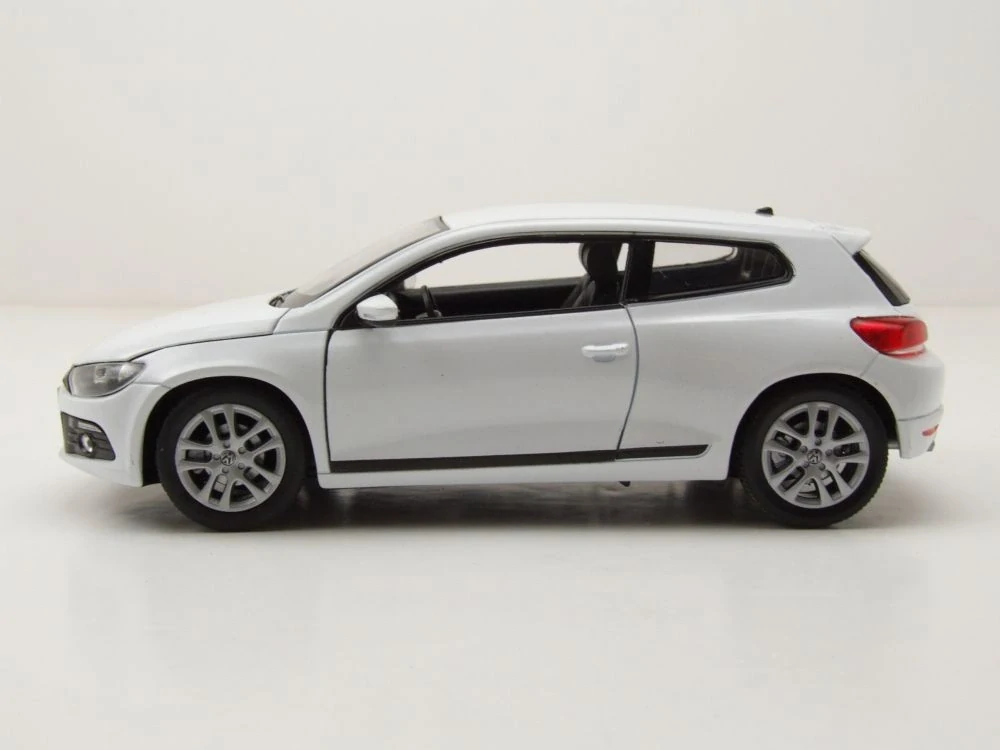 Volkswagen Scirocco 2010 white 1:24 Welly