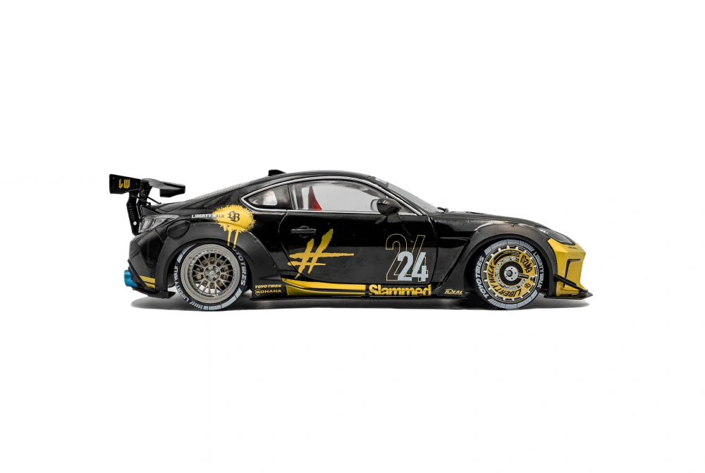 Toyota GR86 Liberty Walk Body Kit 2024 black/gold 1:18 Solido