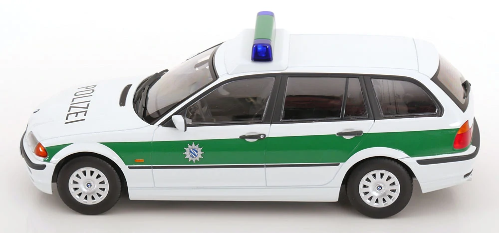 BMW 3-Series E46 Touring 1999 white/green 1:18 KK Scale