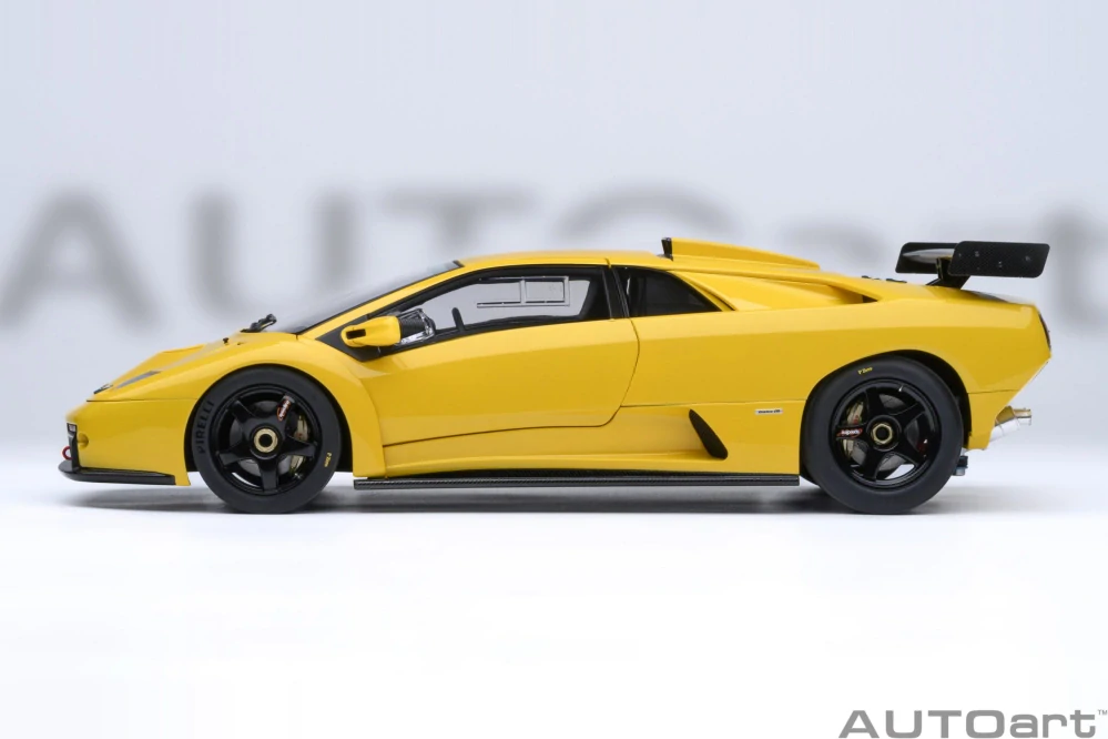 Lamborghini Diablo GT-R 1999 superfly yellow 1:18 AUTOart
