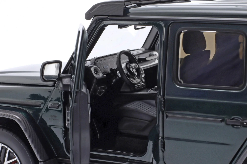 Mercedes-Benz G-Class G63 AMG V8 Biturbo 4x4 2022 Smaragd green metallic  1:18 iScale