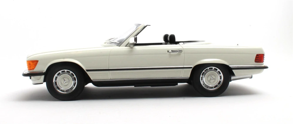 Mercedes-Benz SL-Class 380SL Spider R107 1983 classic white 1:12 12ART fine model cars