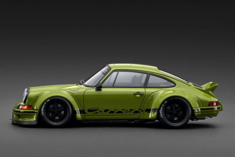 Porsche RWB Backdate green 1:18 Ignition Model