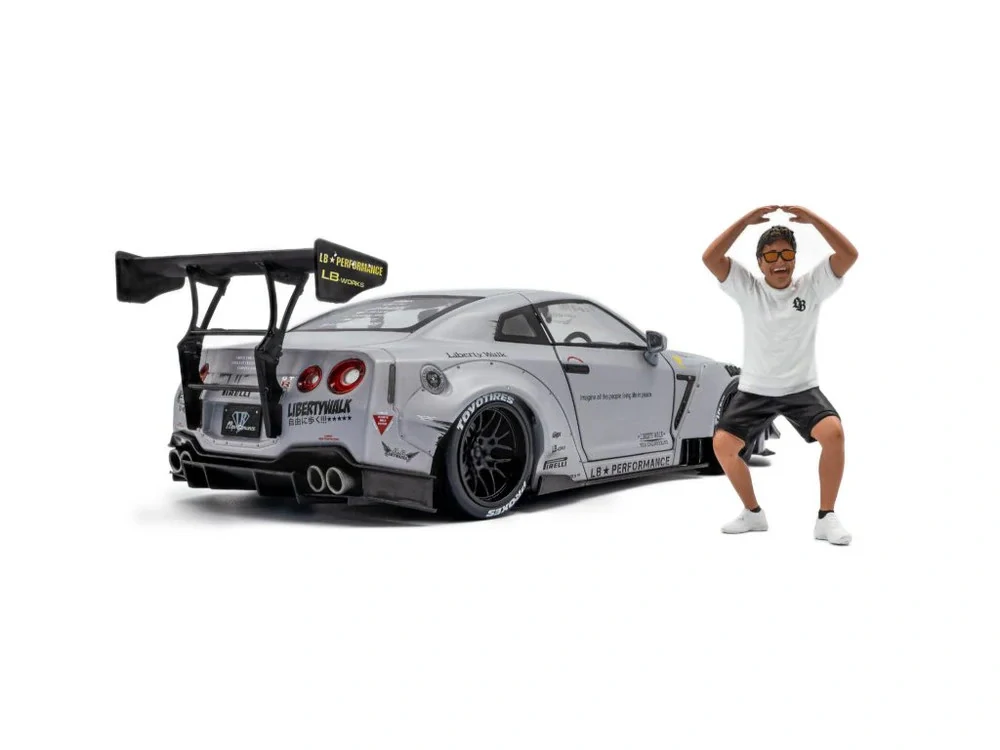 Nissan Skyline GT-R (R35) (R35) W/ Liberty Walk Body kit 2.0 2024 grey 1:18 Solido